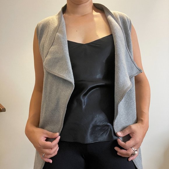 Grey Knit Vest with Faux Leather Belt -S- - Picture 3 of 6
